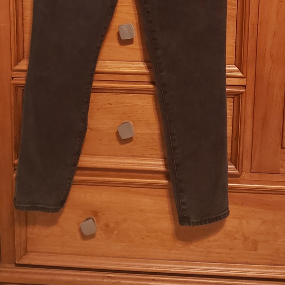 Brand New W/ Tags Abercrombie Ultra High Rise 30 - Picture 2 of 4